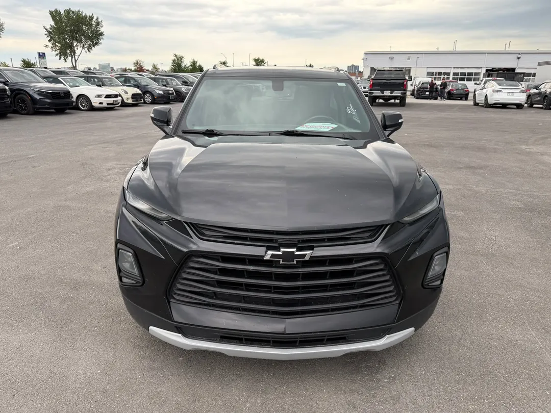 2019 Chevrolet Blazer — photo 2