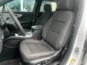 2021 Chevrolet Blazer - image 8