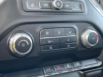 2020 GMC Sierra 1500 - image 18