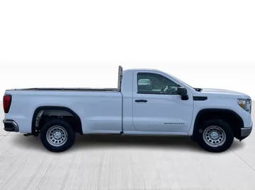 2020 GMC Sierra 1500 - image 2