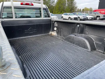2020 GMC Sierra 1500 - image 16