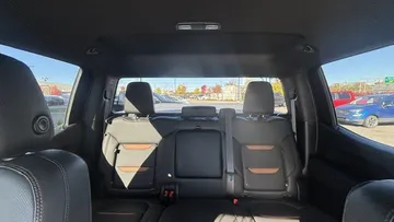 2022 GMC Sierra 1500 Limited - image 8