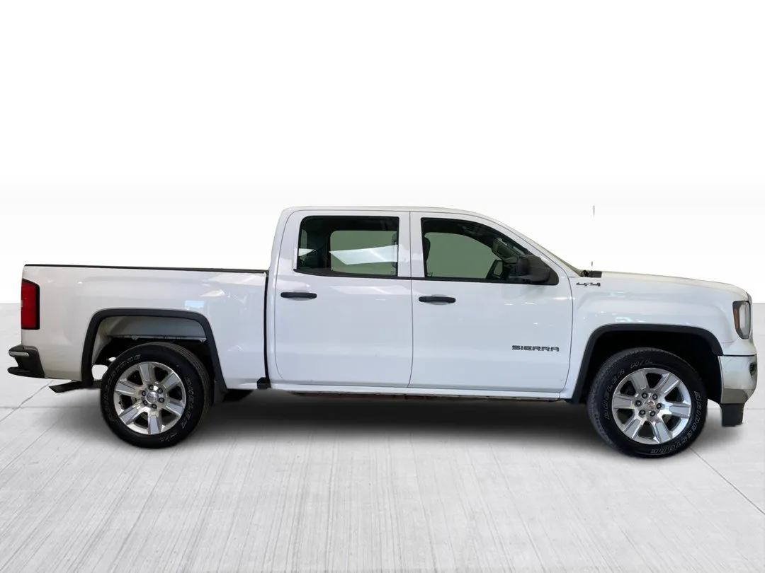 2018 GMC Sierra 1500 — photo 2