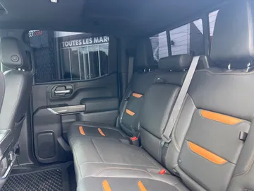 2022 GMC Sierra 1500 Limited - image 10