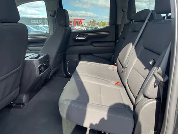 2024 GMC Sierra 1500 - image 15