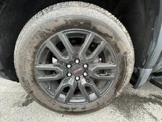 2023 GMC Sierra 1500 - image 7