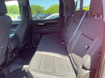 2022 GMC Sierra 1500 - image 15