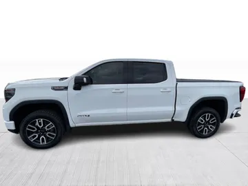 2024 GMC Sierra 1500 - image 11