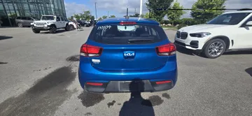 2022 Kia Rio 5 - image 6