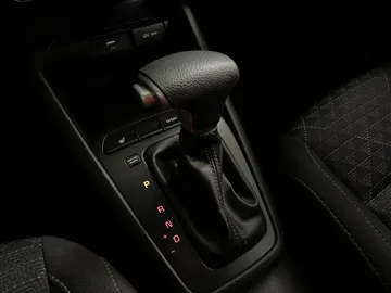 2023 Kia Rio 5-door - image 24