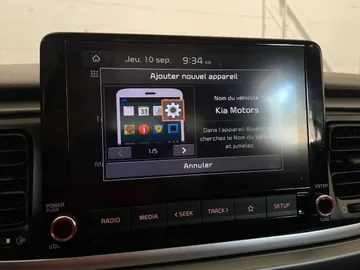 2021 Kia Rio 5 - image 20