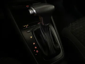 2021 Kia Rio 5 - image 22