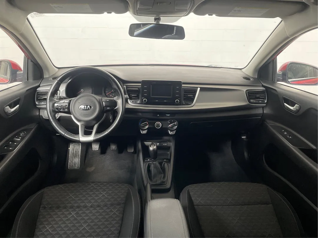 2020 Kia Rio 5-door — photo 4