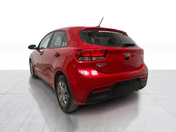 2020 Kia Rio 5-door - image 9