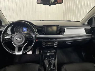 2018 Kia Rio 5 - image 4