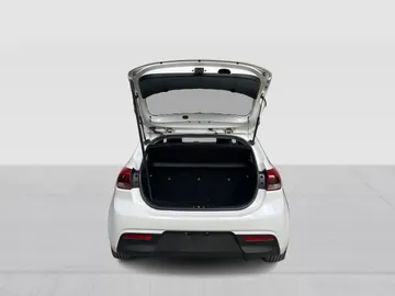 2018 Kia Rio 5 - image 14