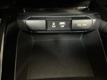 2018 Kia Rio 5 - image 28