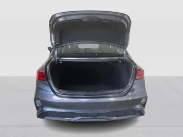 2024 Kia Forte - image 14