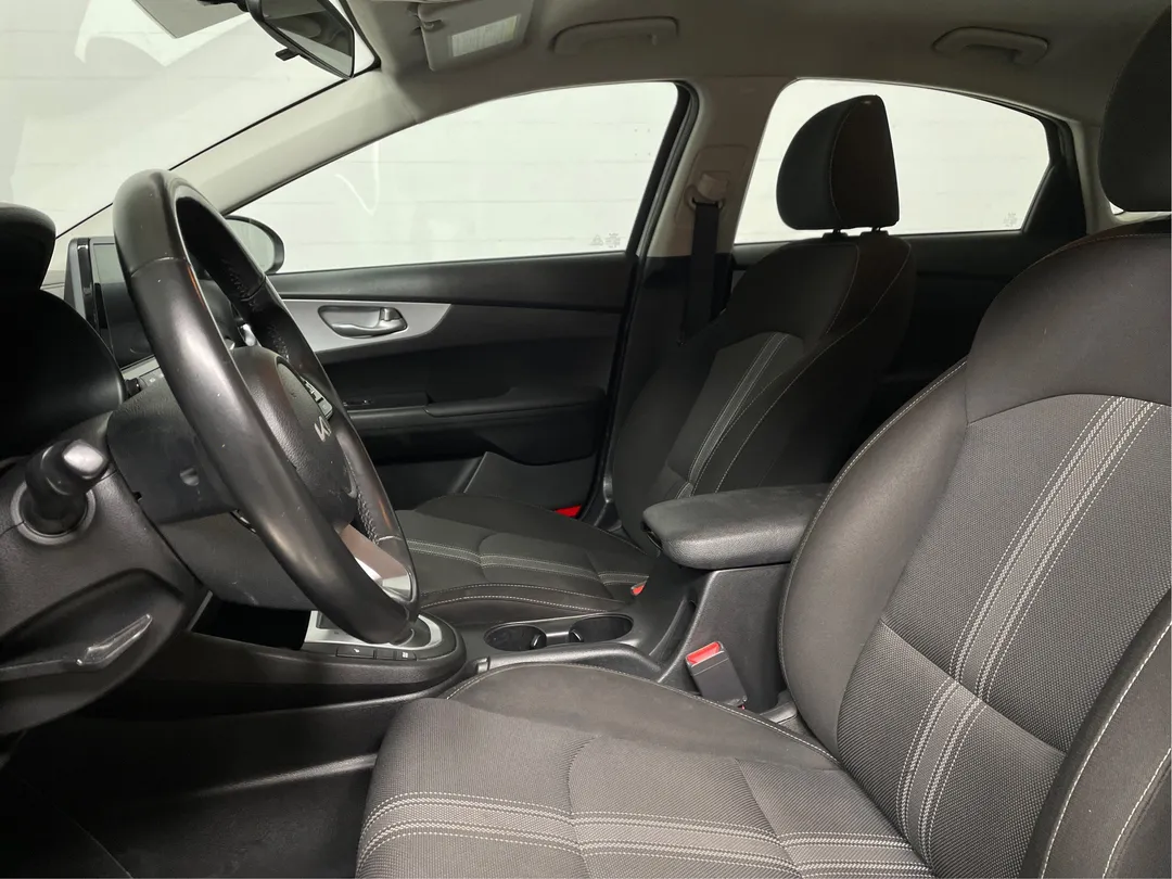 2023 Kia Forte — photo 3