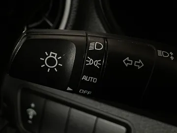 2023 Kia Forte - image 15