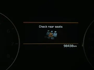 2023 Kia Forte - image 24