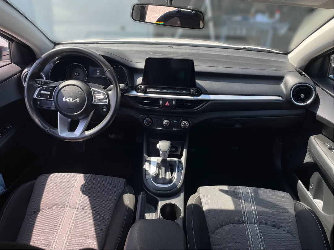 2024 Kia Forte — photo 4