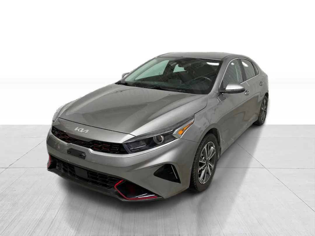 2023 Kia Forte — photo 8
