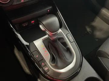 2024 Kia Forte - image 24