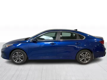 2024 Kia Forte - image 10