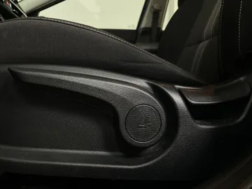 2024 Kia Forte - image 19
