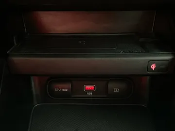 2024 Kia Forte - image 25