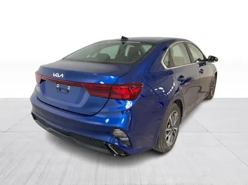 2024 Kia Forte - image 14