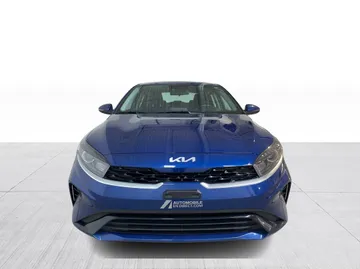 2024 Kia Forte - image 8