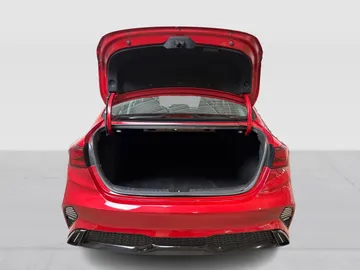 2024 Kia Forte - image 13