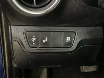 2023 Kia Forte - image 26