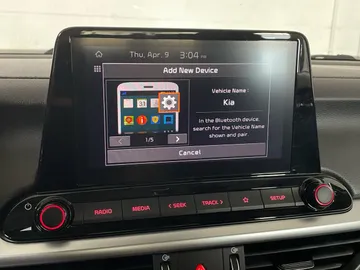 2023 Kia Forte - image 23