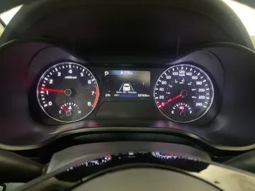 2023 Kia Forte - image 18