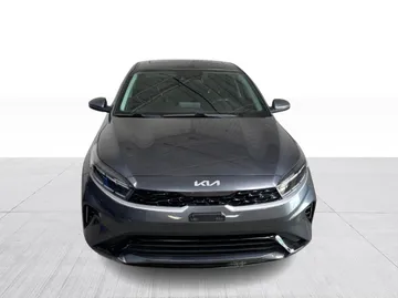 2023 Kia Forte - image 9