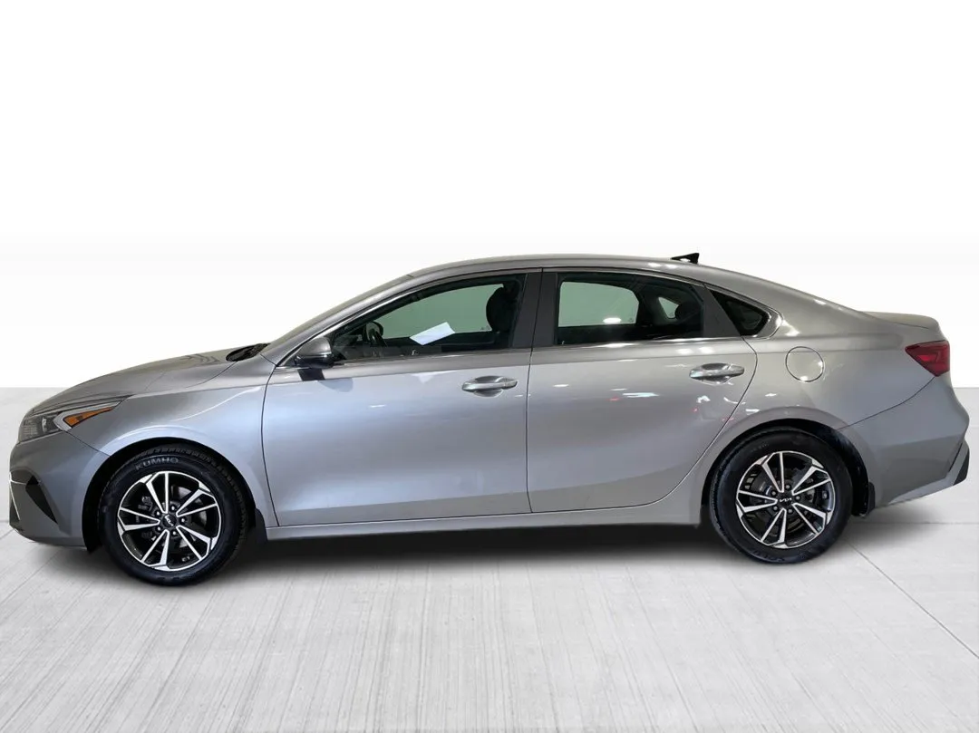 Kia Forte EX 2023, photo 9