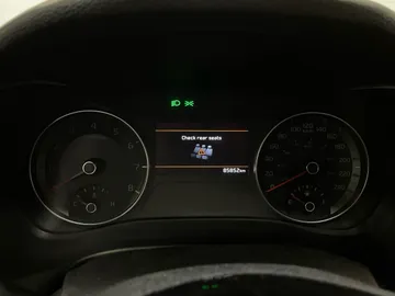 2023 Kia Forte - image 25