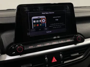 2023 Kia Forte - image 22