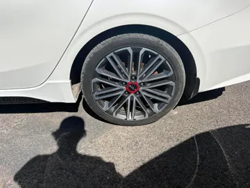 2023 Kia Forte - image 7