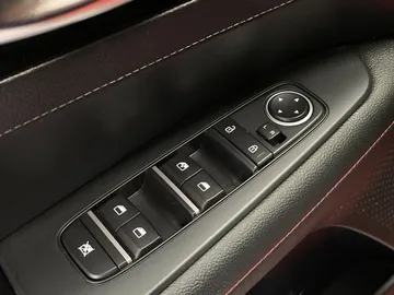 2022 Kia Forte - image 24