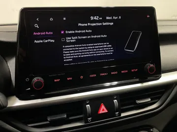 2022 Kia Forte - image 8