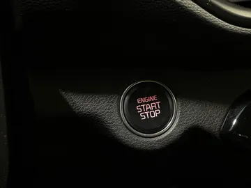 2022 Kia Forte - image 23