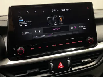 2022 Kia Forte - image 28