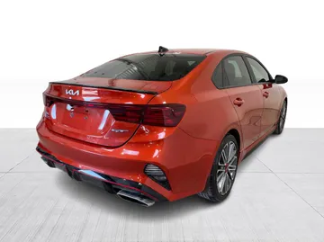 2022 Kia Forte - image 15