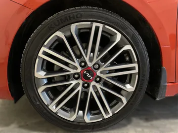 2022 Kia Forte - image 7