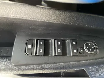2021 Kia Forte - image 24