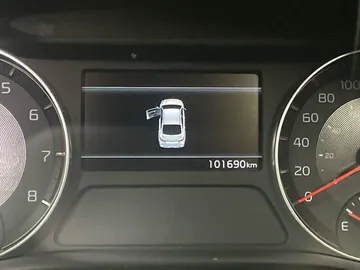 2022 Kia Forte - image 18